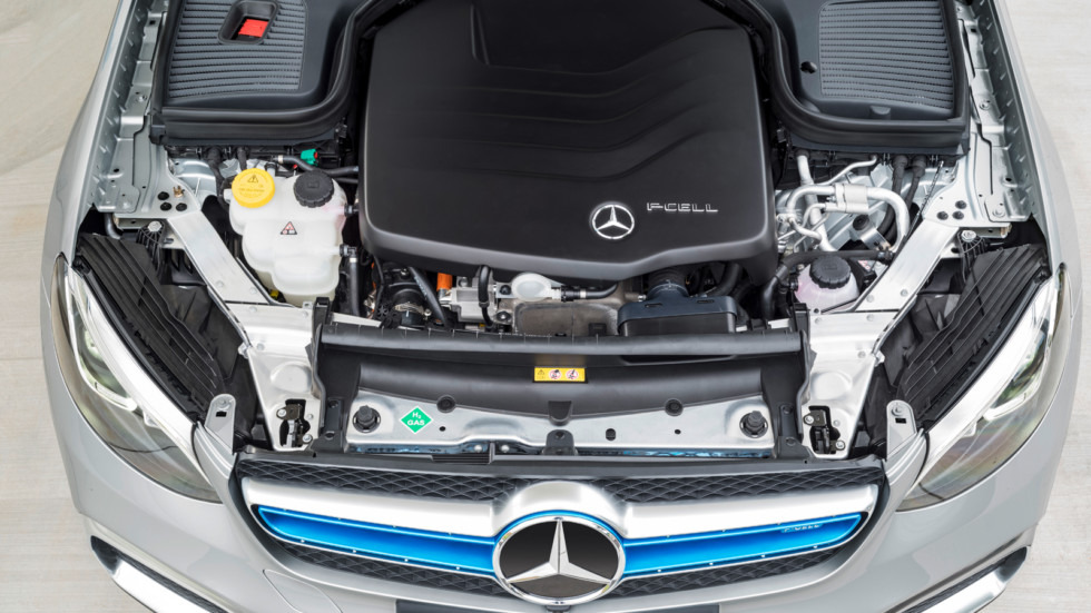 Mercedes-Benz представил во Франкфурте водородный кроссовер GLC F-Cell