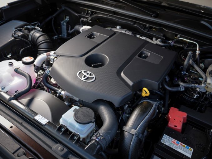 Toyota Fortuner: настоящий профессионал