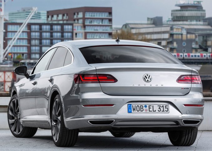 Volkswagen Arteon: элегантность по-немецки