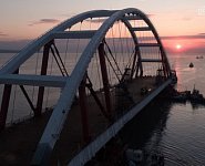 Началась морская операция по установке второй арки Керченского моста
