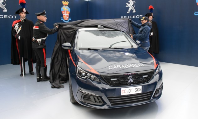 Peugeot 308 GTi поступил на службу в полицию