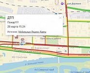 На Савушкина в Петербурге горит автосалон Hyundai: движение транспорта ограничено