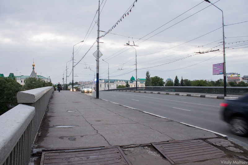 Автомобили пустят на Юбилейный мост в Омске в начале июня 