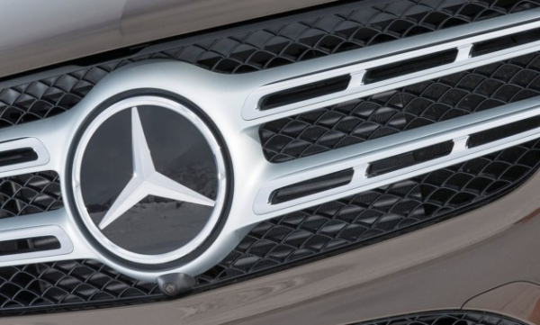 Планы Mercedes-Benz на 2019 год: новый GLS и «квадратный» кроссовер GLB