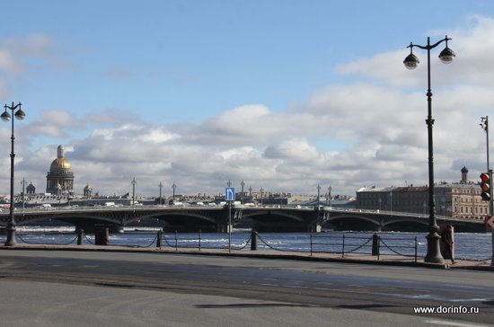 Мосты в Петербурге не будут разводить в ночь на 5 ноября