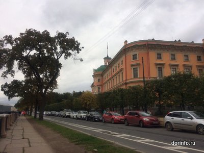 В центре Петербурга ограничат движение из-за торжественного приема