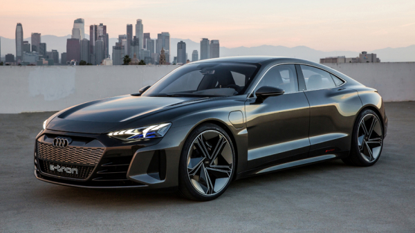 Очередной конкурент Tesla Model S: в борьбу вступает Audi