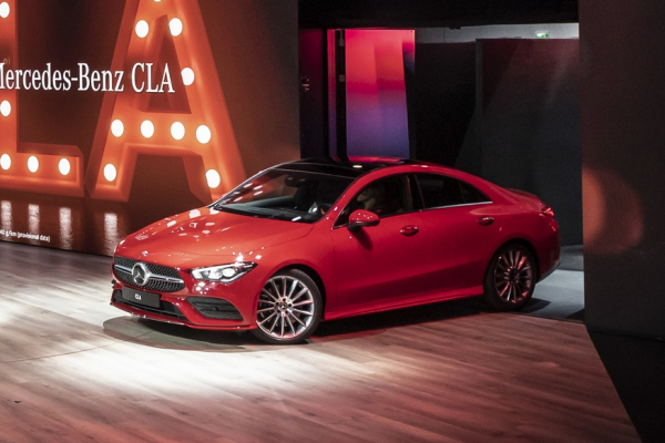 Новый Mercedes-Benz CLA: понимающая мультимедиа и только многорычажка сзади