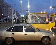 Семеро пострадали в массовой аварии с автобусом и маршруткой в Иванове