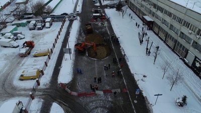 Движение на Ферганской улице в Москве в месте просадки планируют восстановить в скором времени
