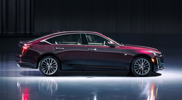 Новый Cadillac CT5: очередная попытка переманить покупателей у седанов BMW и Mercedes
