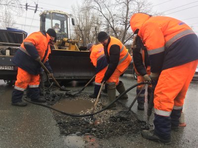 Ямочный ремонт на дорогах Самары проводится в круглосуточном режиме