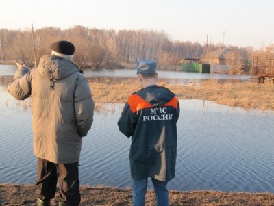 Восстановлено движение на мосту через реку Мурза в Свердловской области
