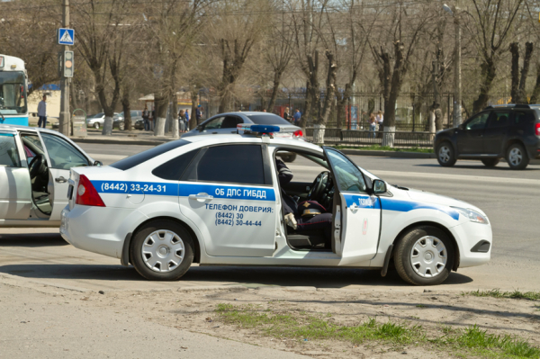 В РФ могут запустить систему, которая поймает тех, кто садится за руль после лишения прав