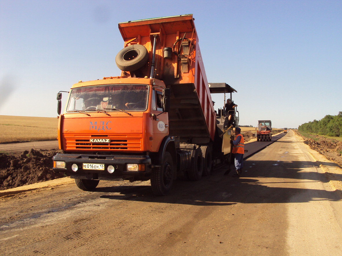 Более 34 км новых дорог построят в Волгоградской области в этом году