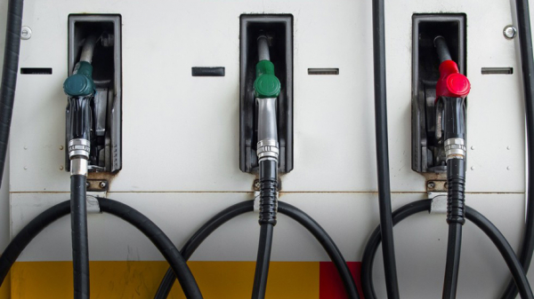 Розничные цены на бензин в России выросли с начала года