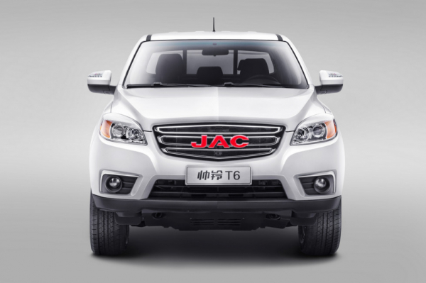 Пикап JAC T6 в России: вдвое дешевле, чем Toyota Hilux! На радостях китайцы спели «Катюшу»
