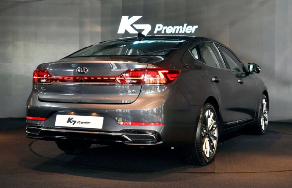 Kia K7 Premier: последний рестайлинг бесперспективной модели