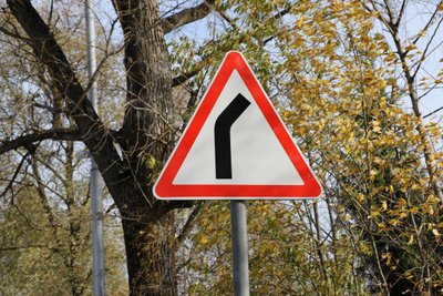 Более 5,5 тысяч знаков заменили на дорогах в Подмосковье