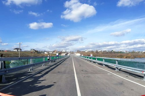 Мост в селе Черкассы Липецкой области ввели досрочно