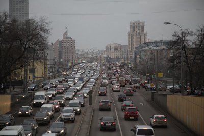 На дорогах Москвы образовались 7-балльные пробки