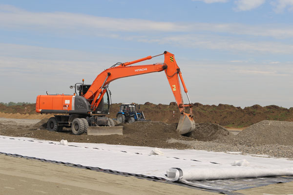 Заканчивается строительство объездной дороги на участке трассы Р-256 Чуйский тракт в Алтайском крае