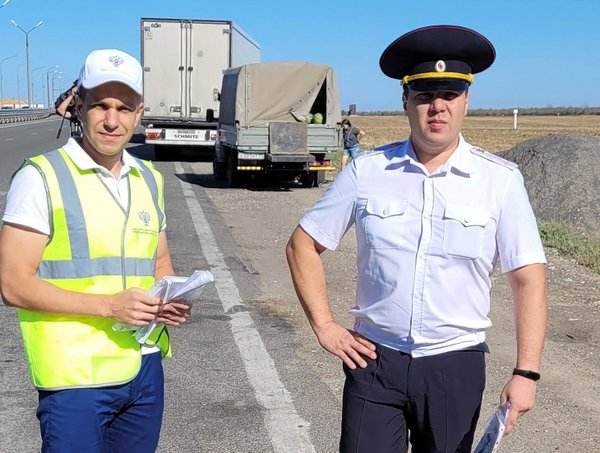 Акцию для водителей провели в Волгоградской области на трассе Р-22 Каспий