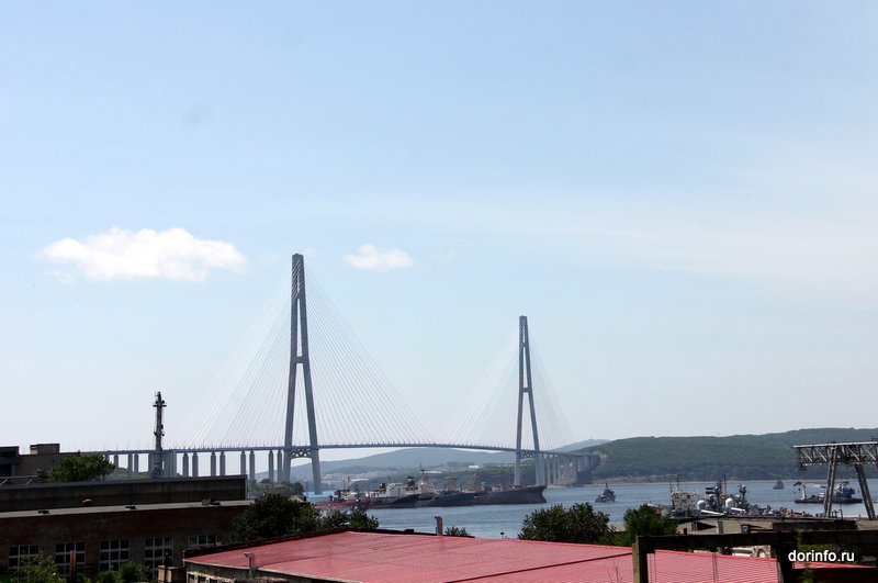 Завершен ремонт вантовой системы Русского моста во Владивостоке