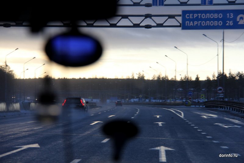 Федеральные дорожники Северо-Запада с помощью видеоролика призвали автомобилистов к осторожности на трассах