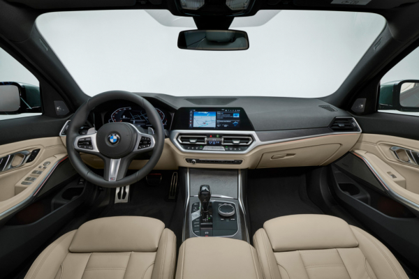 Новая BMW 3 серии: теперь и универсал